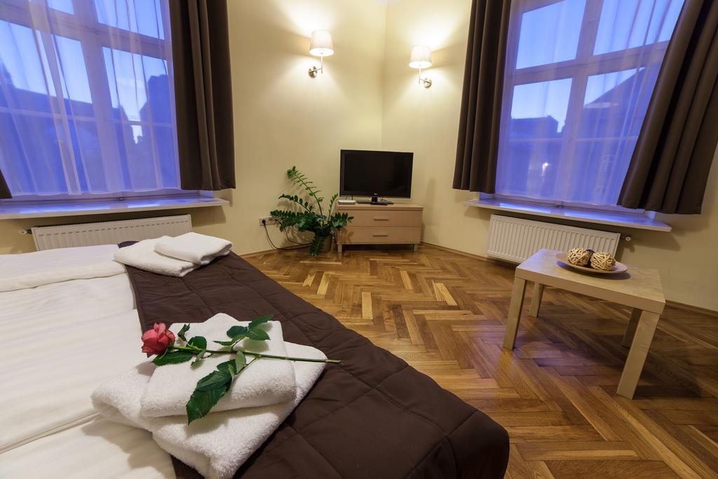 Place 4 You Apartments Kraków Rum bild